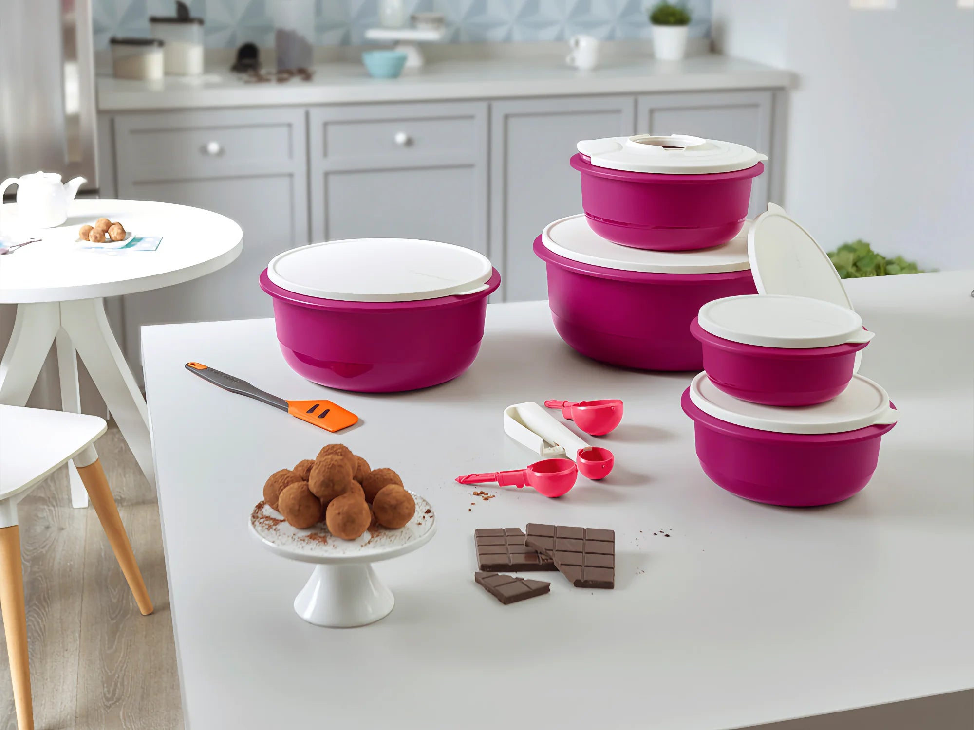 Keverők, mérők, tálak