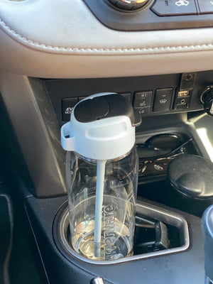 Prémium Öko Palack 750 ml Szívószállal + AJÁNDÉK Szívószál tisztító Kefe